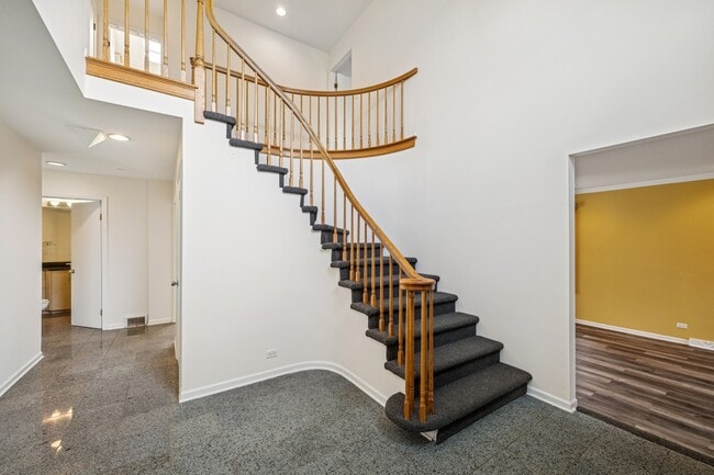 Photo - 2175 Kipling Ln