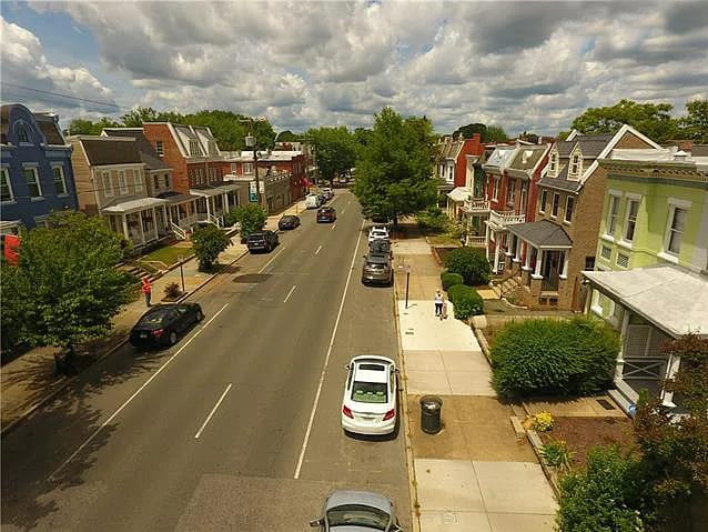 Incredible location in the FAN - 2610A W Main St