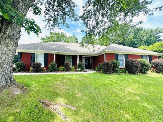 Photo - 101 Foxwatch Cir