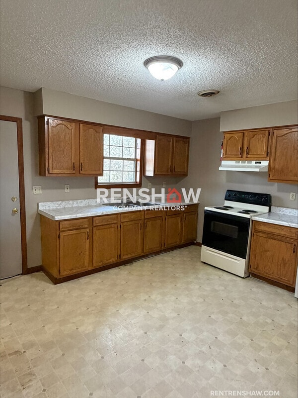 Photo - 111 Etheridge St