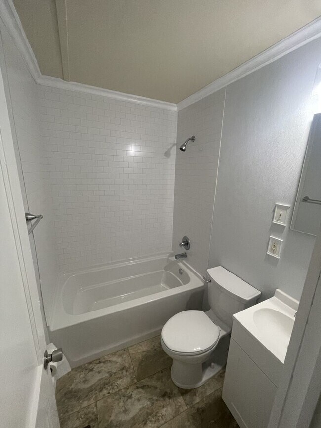 Photo - 1 Bedroom 1 Bathroom