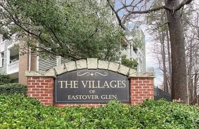 Photo - 2512 Cranbrook Ln
