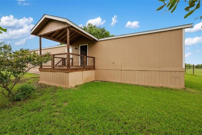 Photo - 360 Shady Oaks Dr