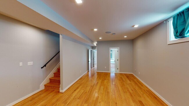 Photo - 409 Upshur St NW