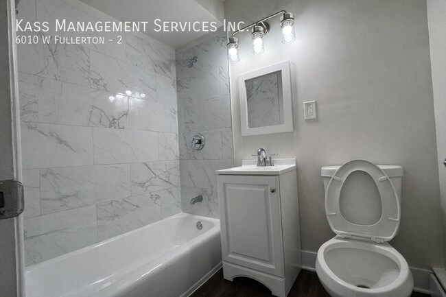 Photo - 6010 W Fullerton Ave Unit 2