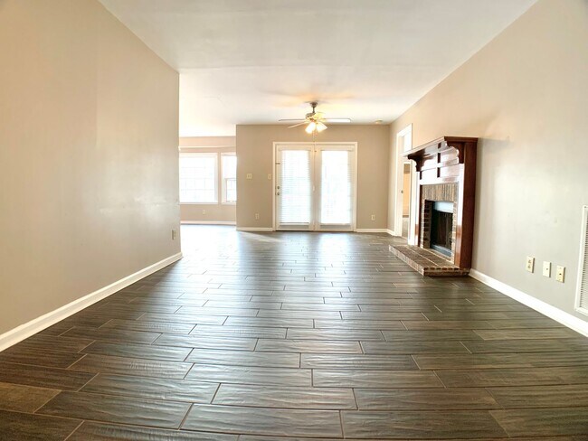 Photo - 3310 Mallard Dr