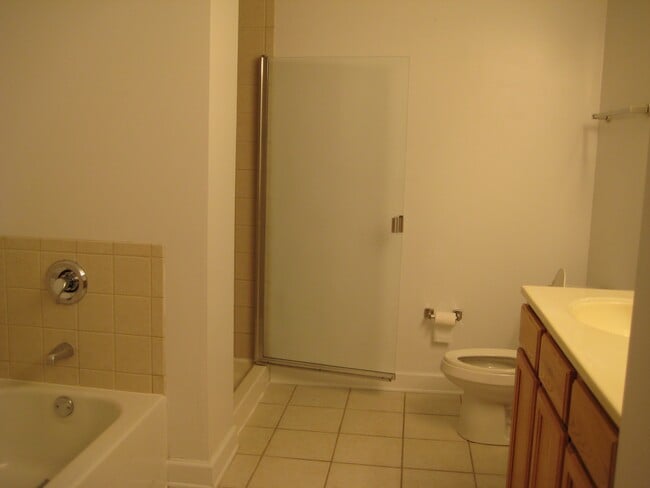 Photo - 1529 S State St Unit 13F
