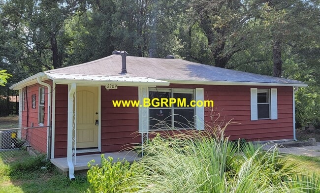 Building Photo - 2 BD, 1  BA, Home in Jacksonville