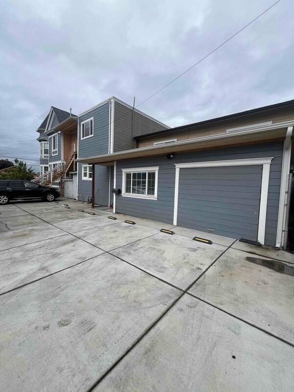 Photo - 1600 41st Ave Unit 1