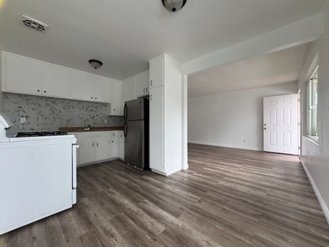 Building Photo - Hornblend Unit 2614