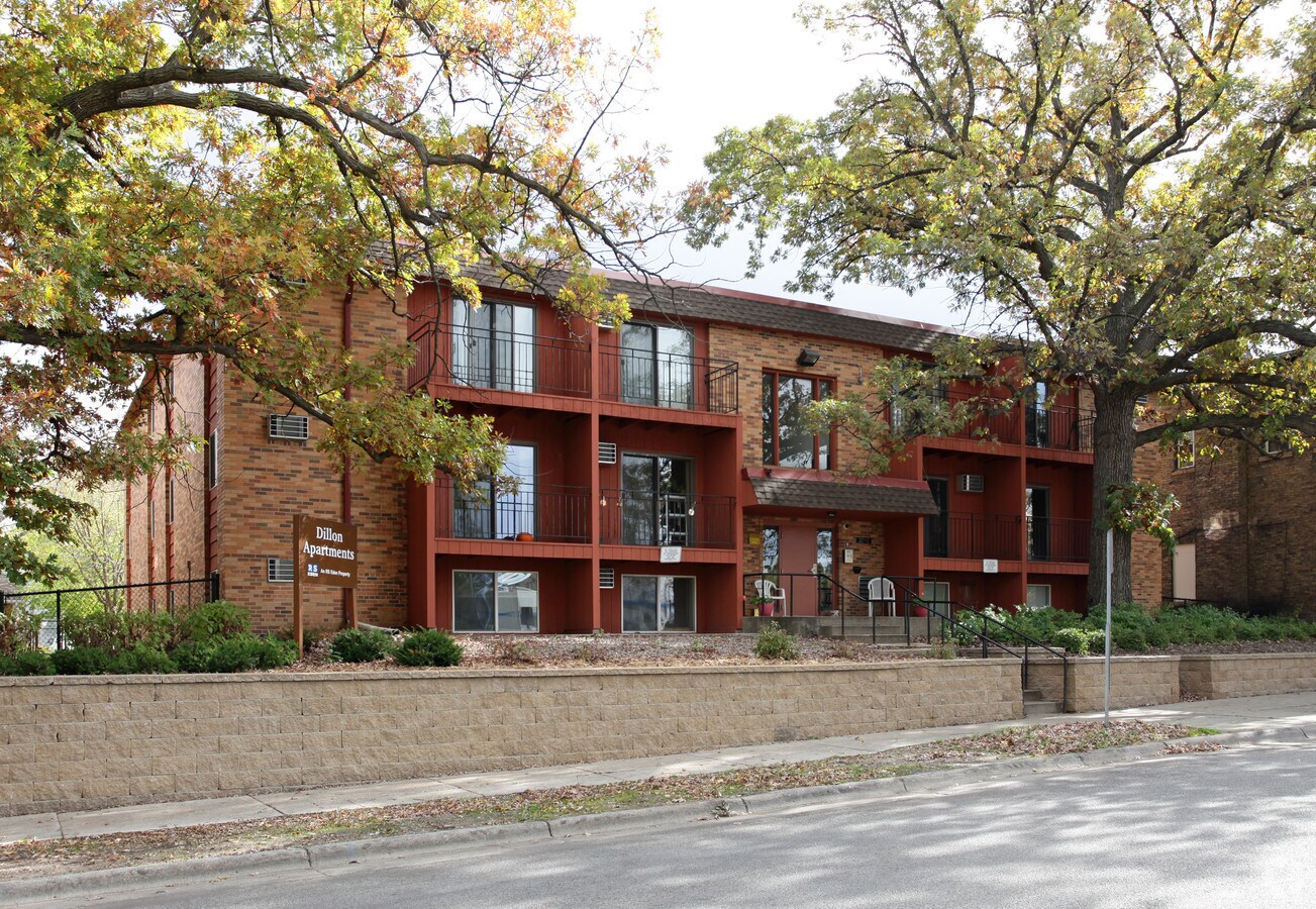 Photo - Dillon Apartments