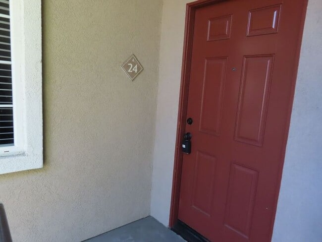 Photo - 41410 Juniper St Unidad #4-24