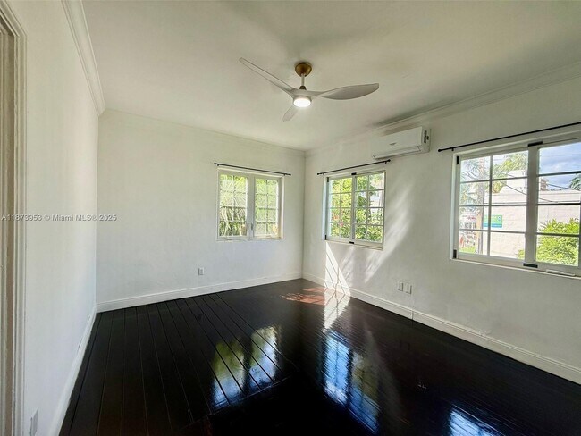 Photo - 1619 Meridian Ave Unit 3