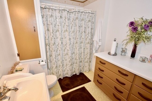 Photo - 58 S East St Unit 1