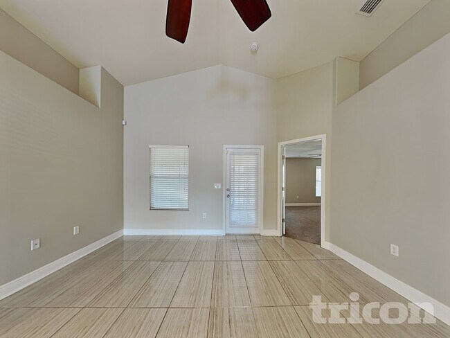 Photo - 9627 Jaybird Ln