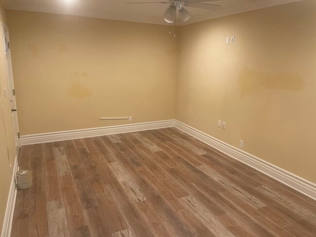 Building Photo - 4400 Brookford Ave