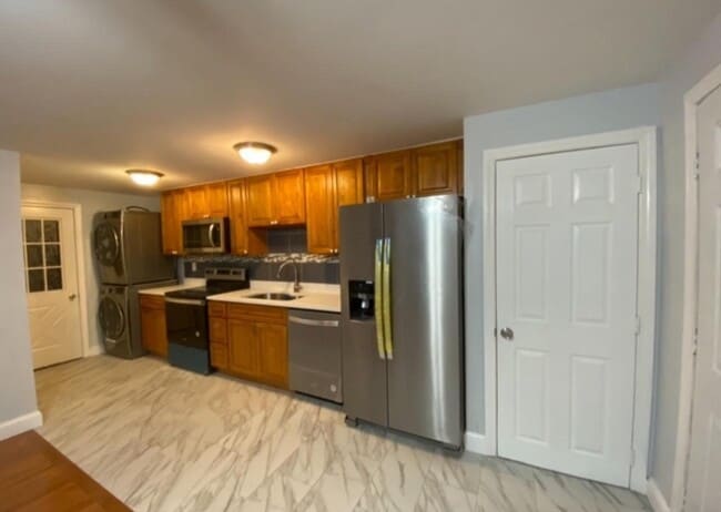 Photo - 114 King Hill Rd Apartment Unit REAR