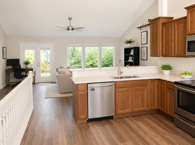 Photo - Spacious 5-Bedroom Home in Prime Lehi Location