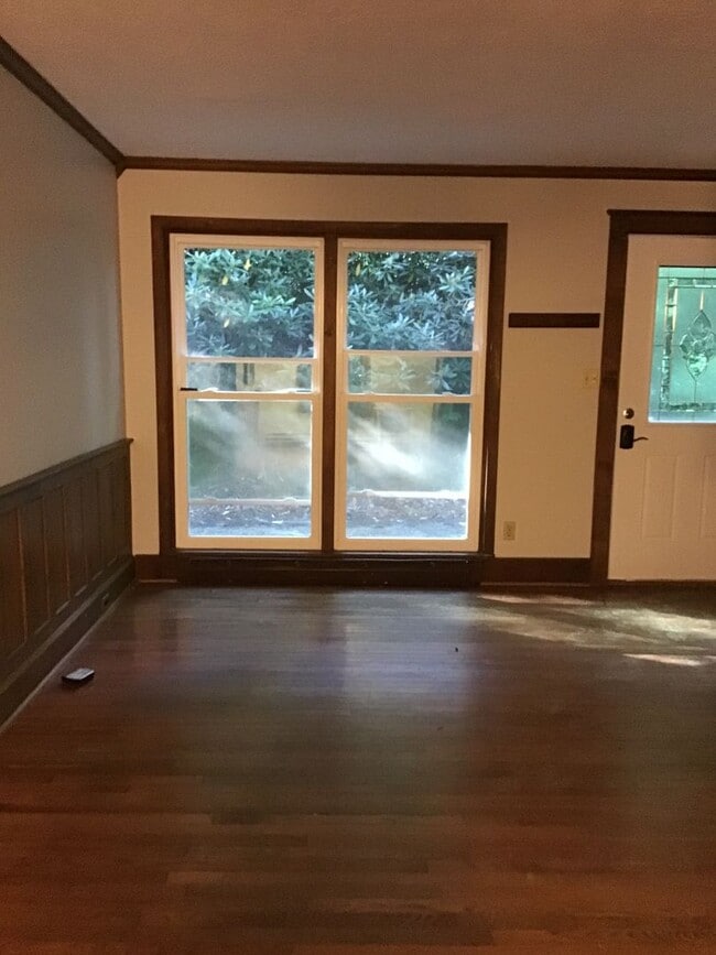 Photo - Spacious Mountain Home With Finished Basement & Great Location!