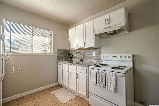 Photo - 2323 Arbor Pl
