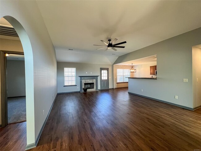 Photo - 583 Sunset Dr