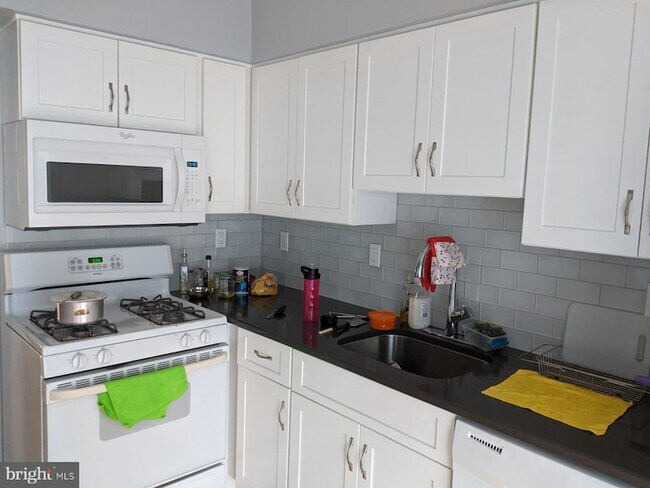 Photo - 99 Brookview Cir