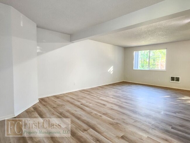 Photo - 10068 SW Garrett St