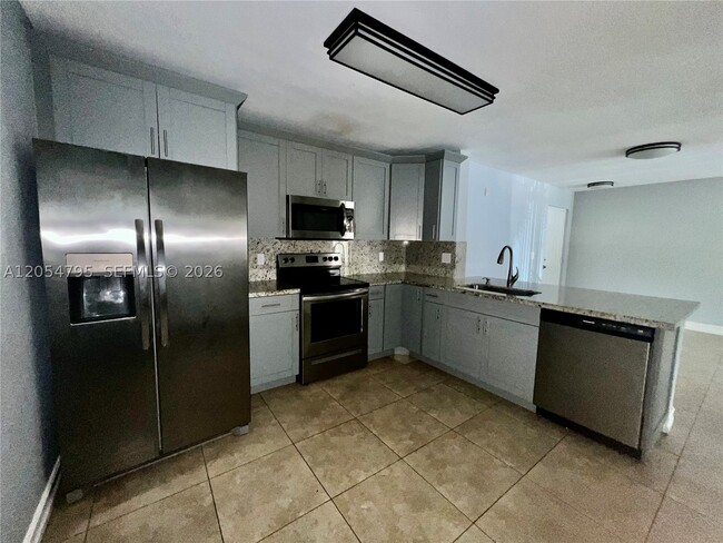 Photo - 5801 Riverside Dr Unit 104B3