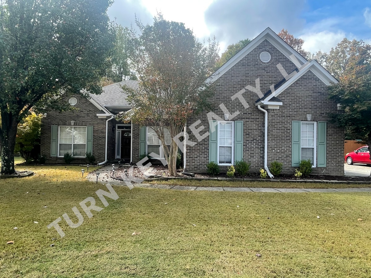 Photo - Home for rent in Trussville