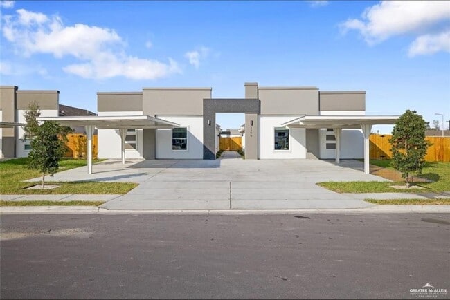 Building Photo - 8 Whetstone Ave Unit 3