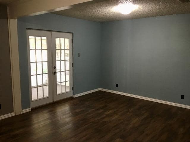 Photo - 2030 Golf Ct