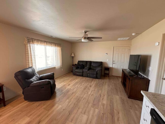 Photo - 360 Brownstone Rd Unidad 360B