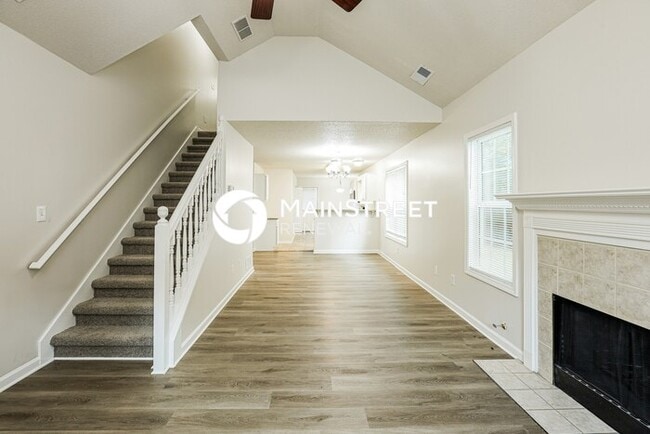 Photo - 3 Bedroom Pet-Friendly Home in Douglasvill...