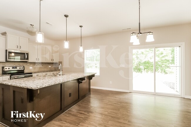 Photo - 8000 Camden Crossing