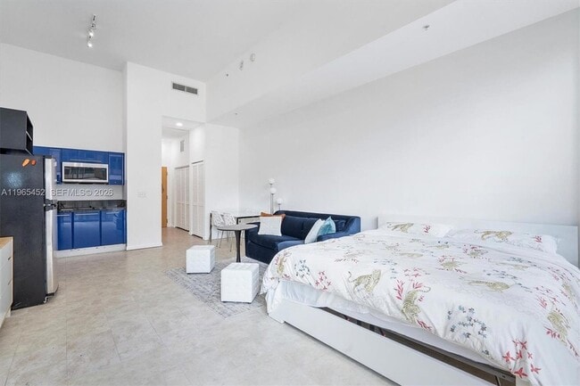 Photo - 253 NE 2nd St Unit 223