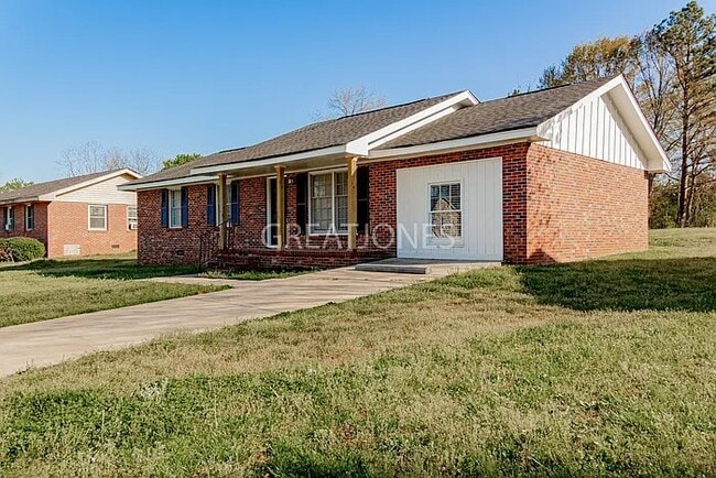 Photo - 4 N Kings Dr