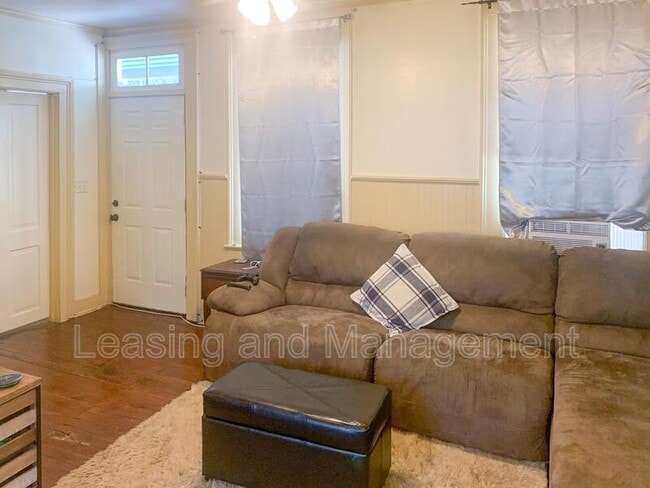 Photo - 25 George St Unit B