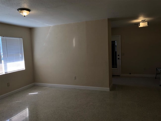 Photo - 414 Union St