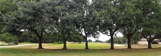 Photo - 21300 Royal St Georges Ln