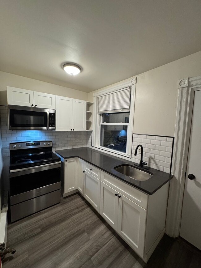 Photo - 5102 Spruce St Unit 2R