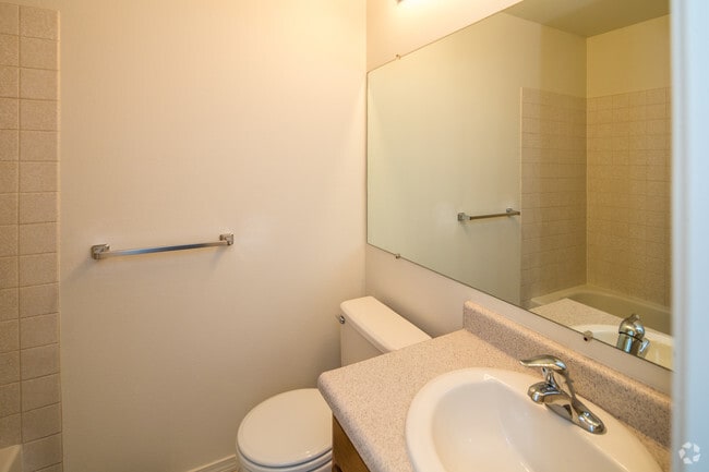 Bathrooom - Foxwood Condos