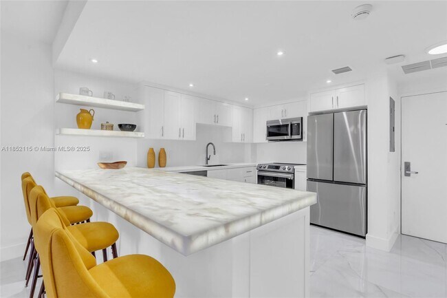 Photo - 780 NE 69th St Unidad PH-6
