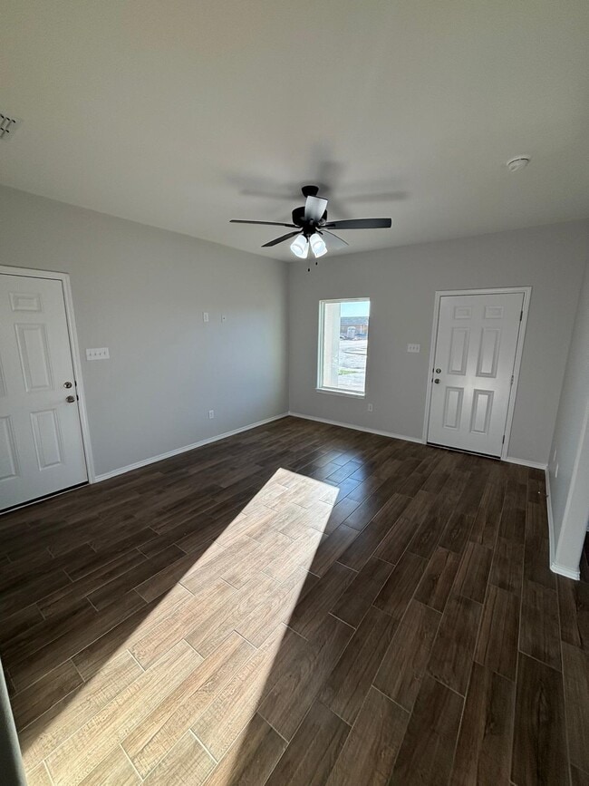 Photo - 5807 Colegio Ln