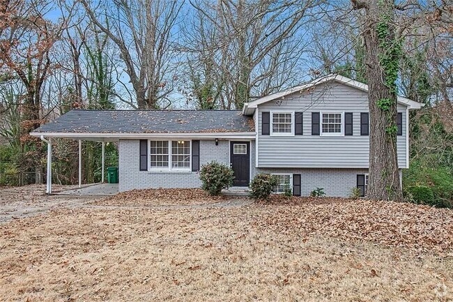 Building Photo - 2625 Crestdale Cir SE Rental