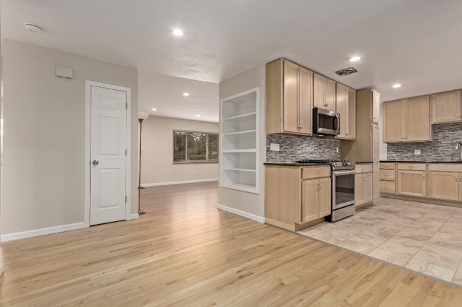 Photo - 12097 W New Mexico Ave