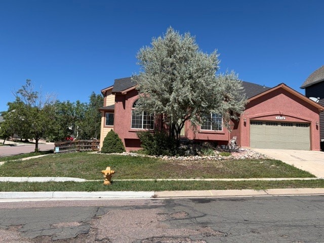 1112 Meadow Oaks Dr