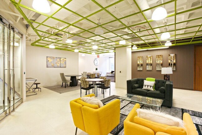 Gallery 720