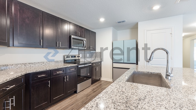 Photo - 613 Sarner Pass Wy.