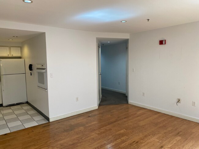 Photo - 534 Commonwealth Ave Unit #2D