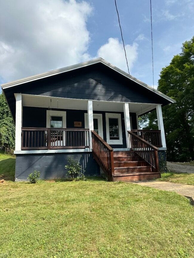 Photo - 114 Carolina Ave